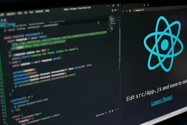 Neden Web Sitelerinizi Next.js İle Yazıyoruz?